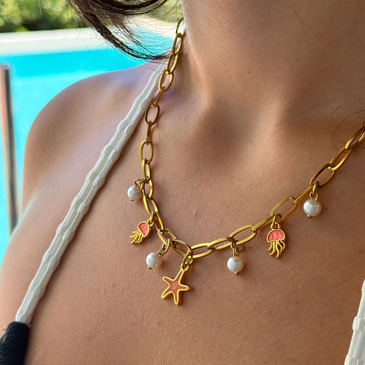 Κολιέ Από Ατσάλι Επιχρυσωμένο Με Αστερία Και Μέδουσες AA13729