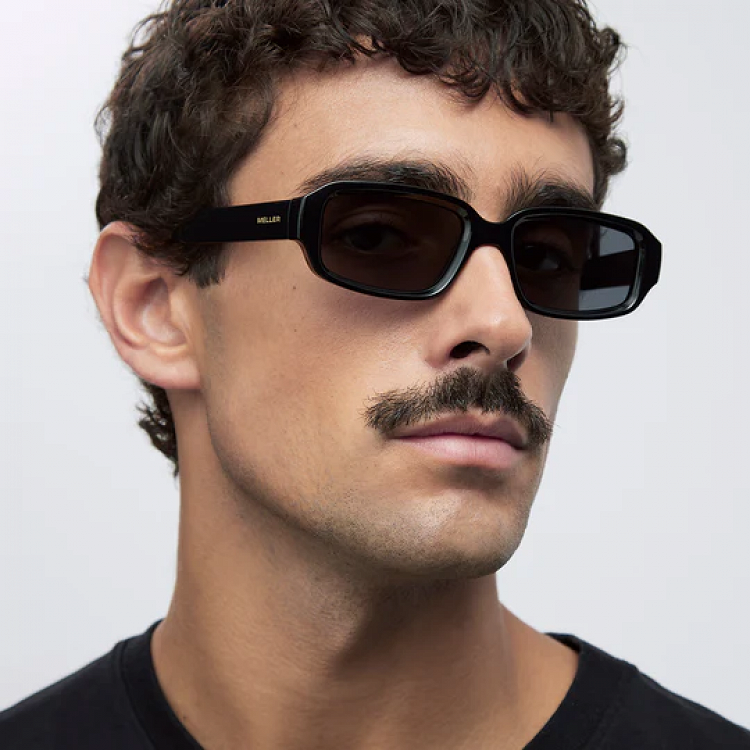 Meller Azzi All Black AZZ-TUTCAR