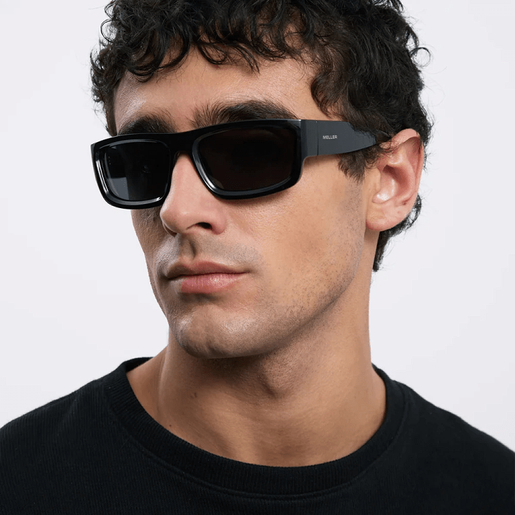Meller Jari All Black JR-TUTCAR