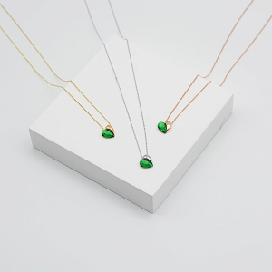Κολιέ Από Ασήμι 925 Επιχρυσωμένο Με Καρδιά Swarovski Πράσινη EX11490
