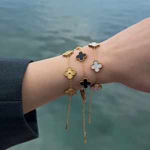 Βραχιόλι Λουλούδι Clover Μαύρο Διπλής Όψης Από Ατσάλι Επιχρυσωμένο MI29638