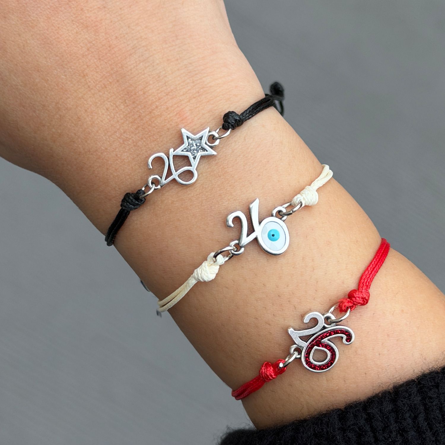 Βραχιόλι Γούρι 2026 Με Ματάκι AA21828