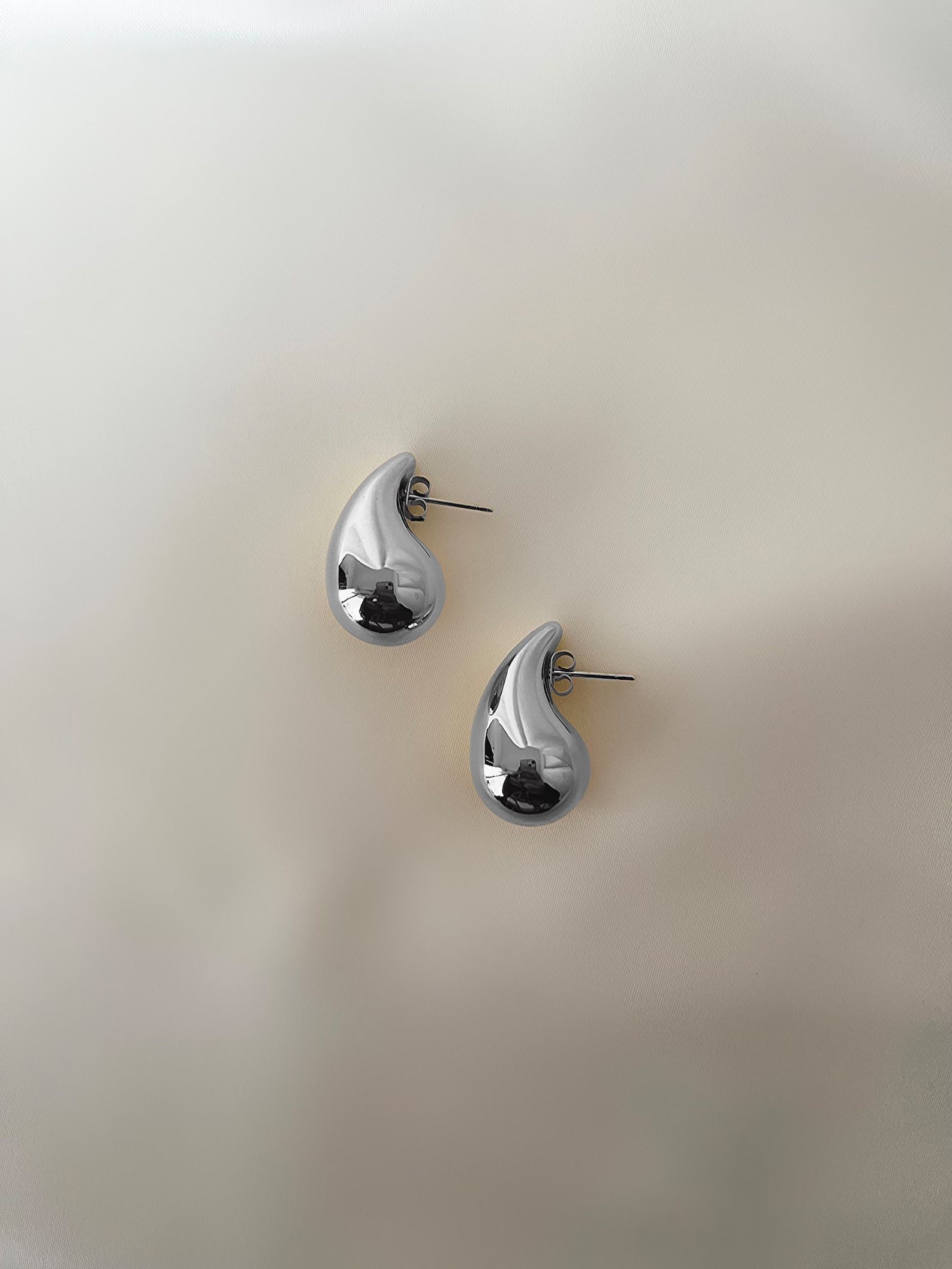 Σκουλαρίκια Chunky Drops Extra Small Από Ατσάλι MI47956